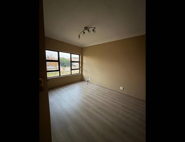 3 BEDROOM TOWNHOUSE TO LET IN SONNEVELD